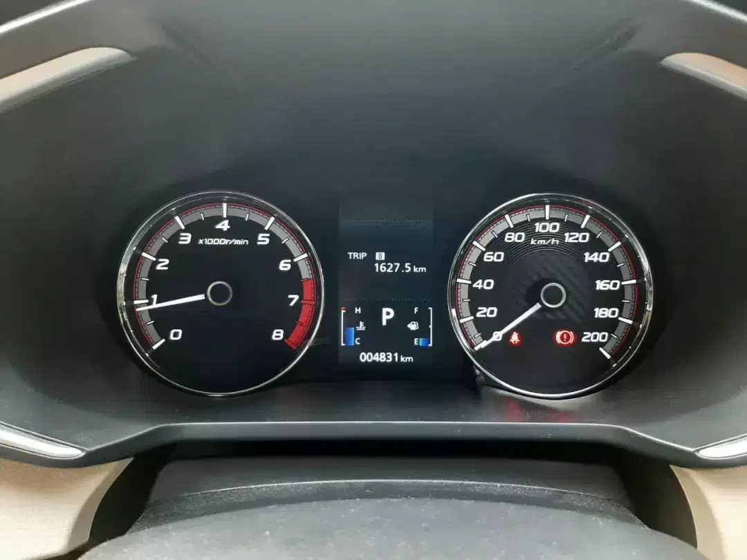 845