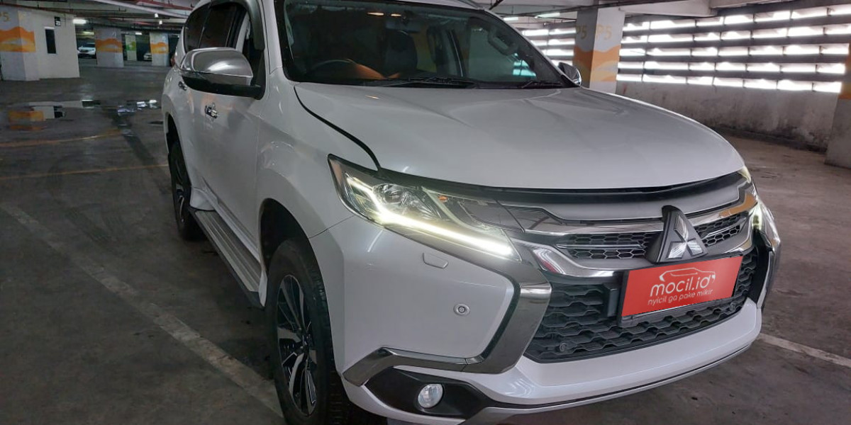 MITSUBISHI PAJERO SPORT 2.4L DAKAR AT 2018