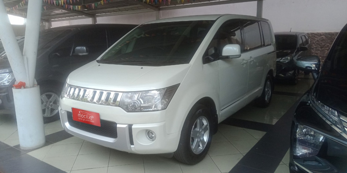 MITSUBISHI DELICA 2.0L STANDART AT 2014 (Pemakaian 2015)