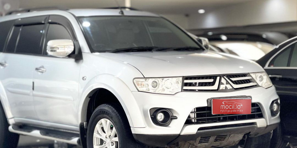 MITSUBISHI PAJERO EXCEED AT 2015