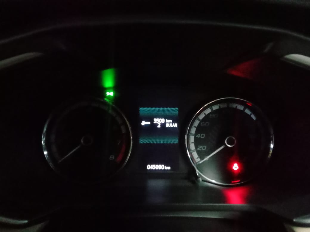 523