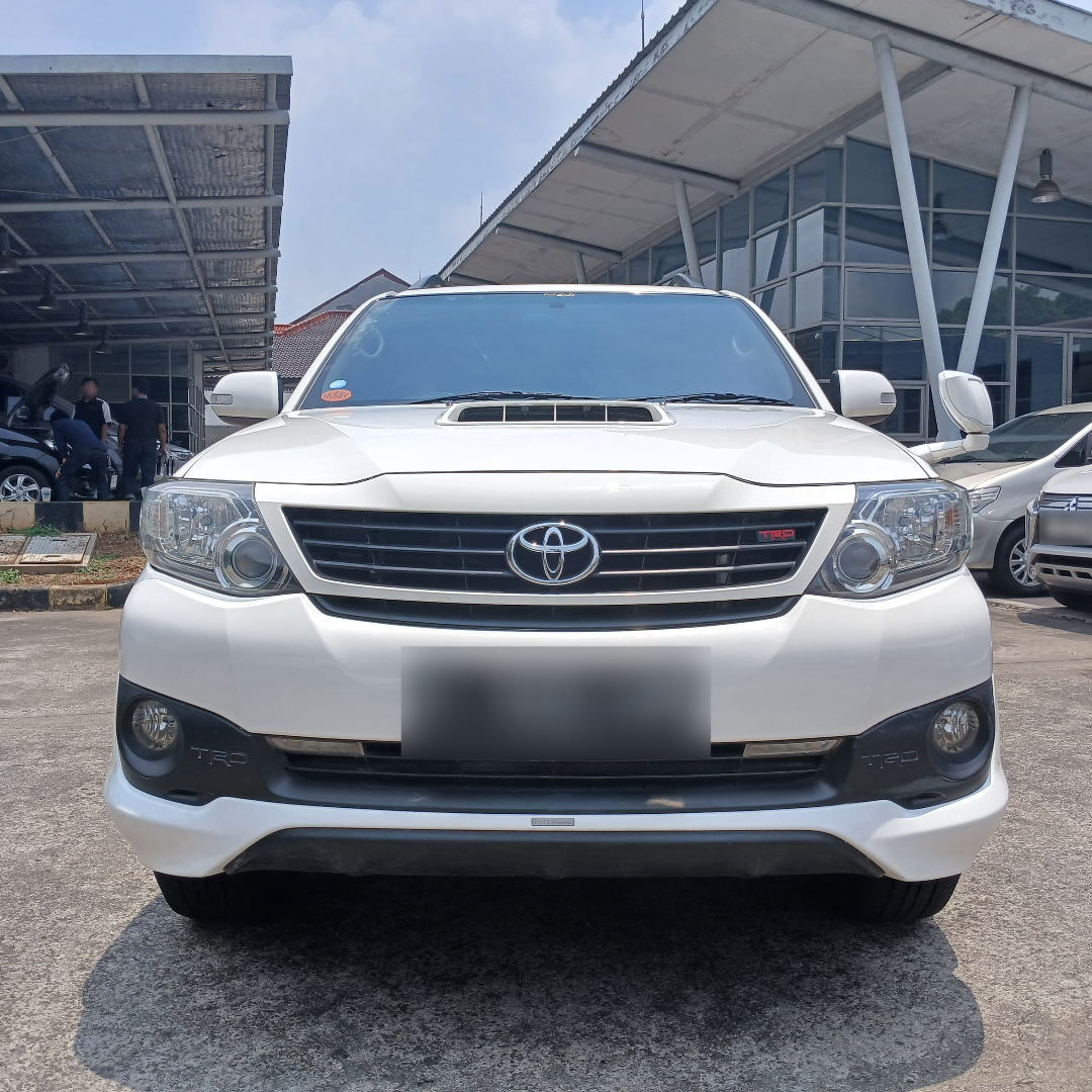 Mobil TOYOTA FORTUNER VNT TRD AT 2015 - Mocil.id