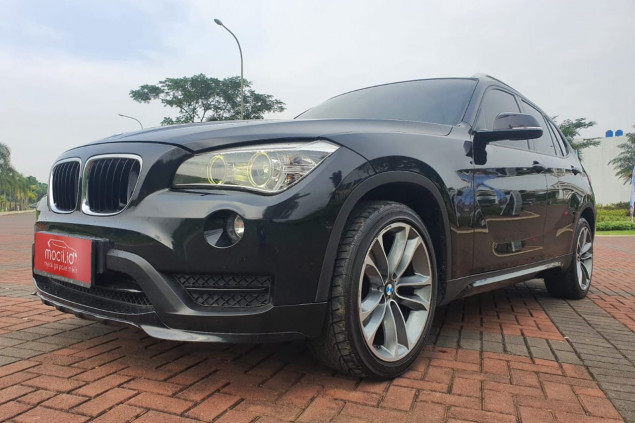 BMW X1 sDRIVE18i AT 2015
