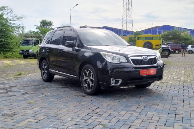 SUBARU FOREST FACELIFT 2.0L AT 2013