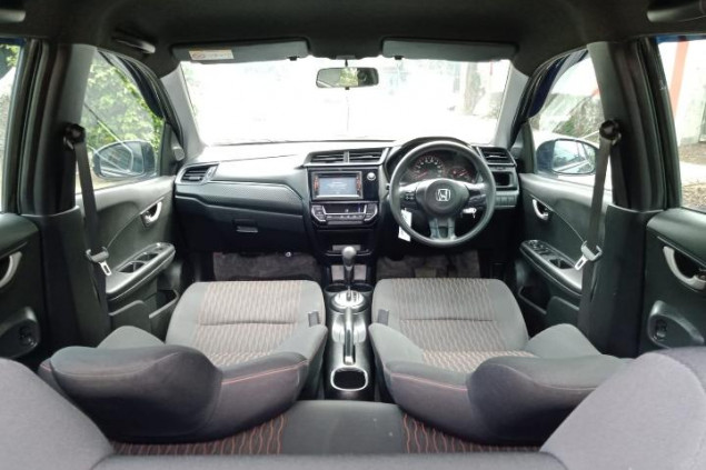 Mobil Honda Brio 1.2L RS 2017