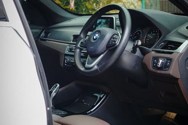 BMW X1 sDRIVE18i xLINE AT 2019