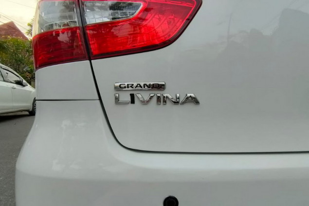 NISSAN GRAND LIVINA 1.5L SV AT 2017