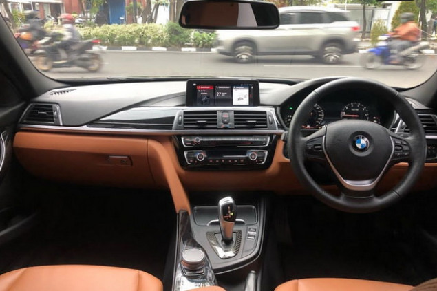 BMW F30 SPORT 320I LUXURY AT 2018