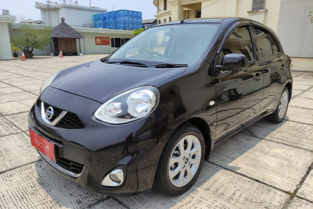 NISSAN MARCH 1.2L XS AT 2015