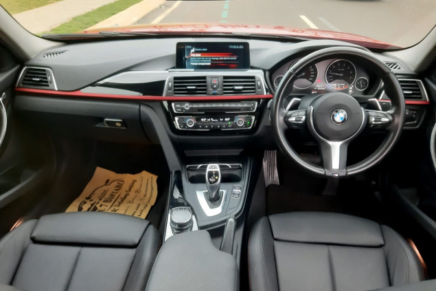 BMW SERIE 3 F30 320i SPORT AT 2017