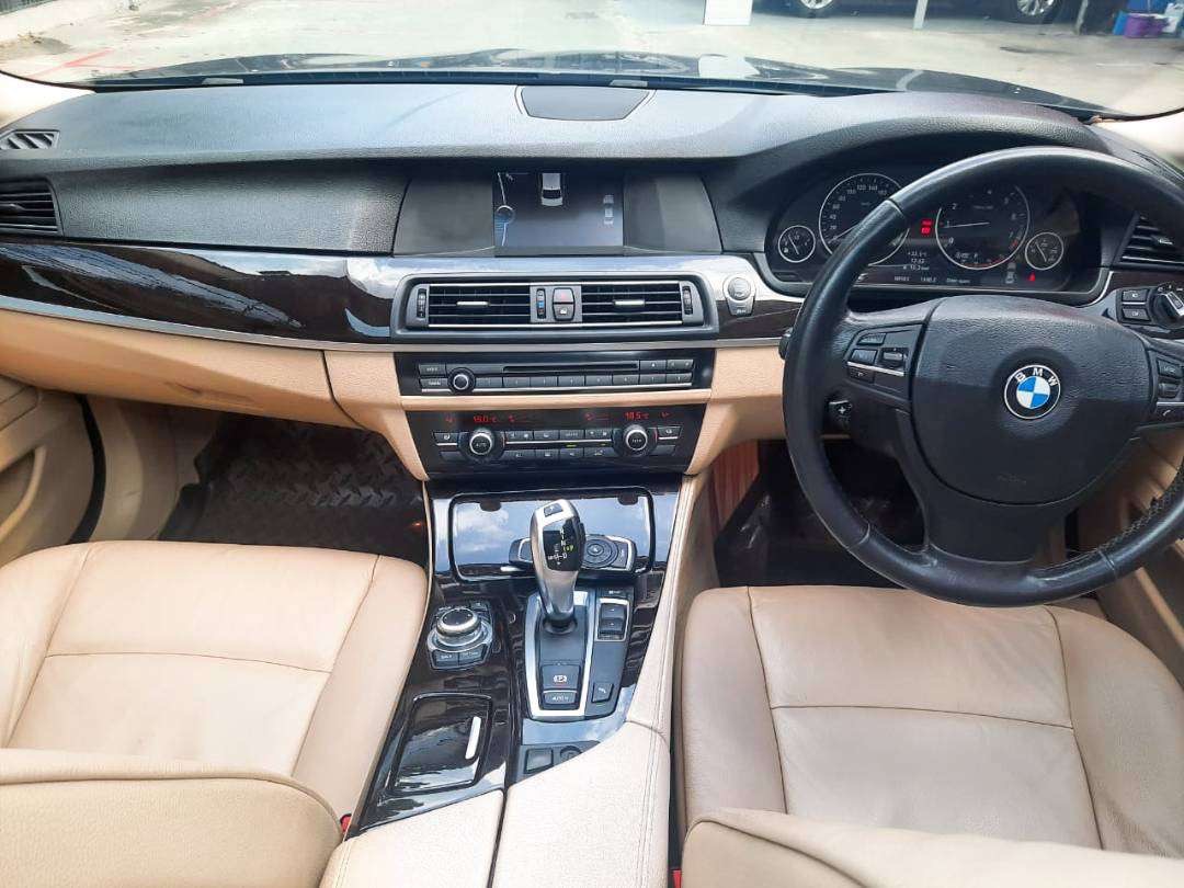 BMW SERIE 5 520i F10 AT 2013
