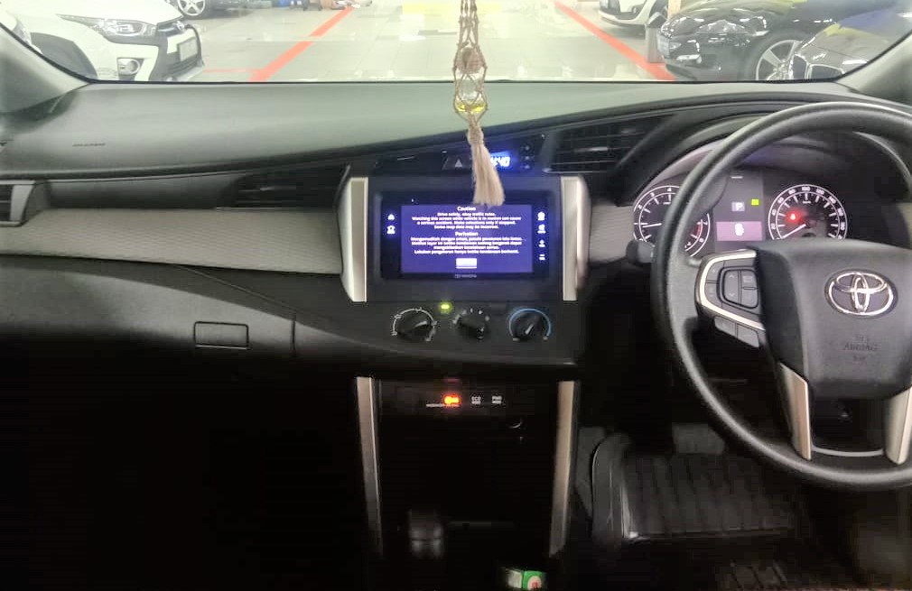 Mobil Toyota Kijang Innova Reborn Bensin 2 0 G Automatic 2022