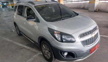 CHEVROLET SPIN 1.5L ACTIVE AT 2015